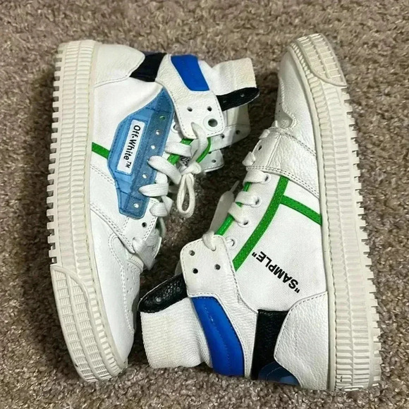 Off-White - Picture 2 of 11